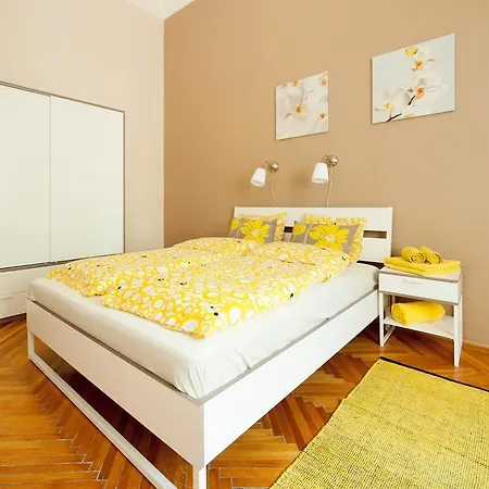 Budapestay Apartment