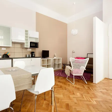 Budapestay * Budapest