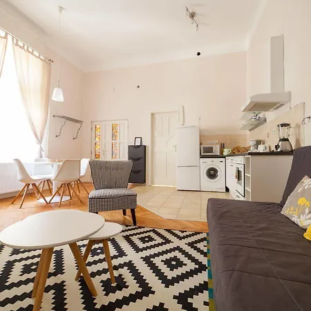 Lägenhet Budapestay *